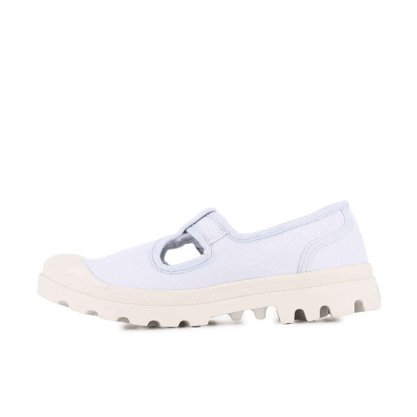 Palladium Pampa Mary-Jane Washed flat in Blue Art – women's light blue canvas shoe with T-bar strap, lug sole detail view