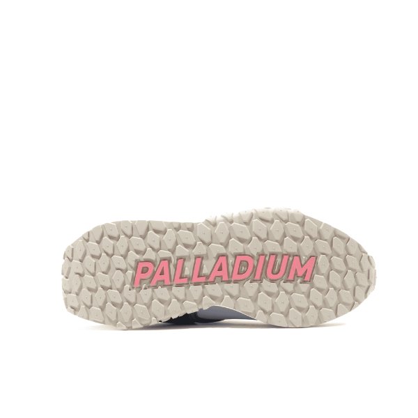 Palladium Troop Runner Sneaker Blue Provence β sole view displaying durable honeycomb rubber outsole with embossed PALLADIUM branding in pink, Style 77330 BLP