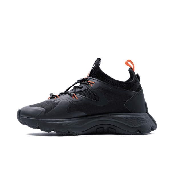 Palladium Thunder Lo Black sneaker side profile - low-top men's sneaker with fast lacing system and soft nylon upper, code 08851