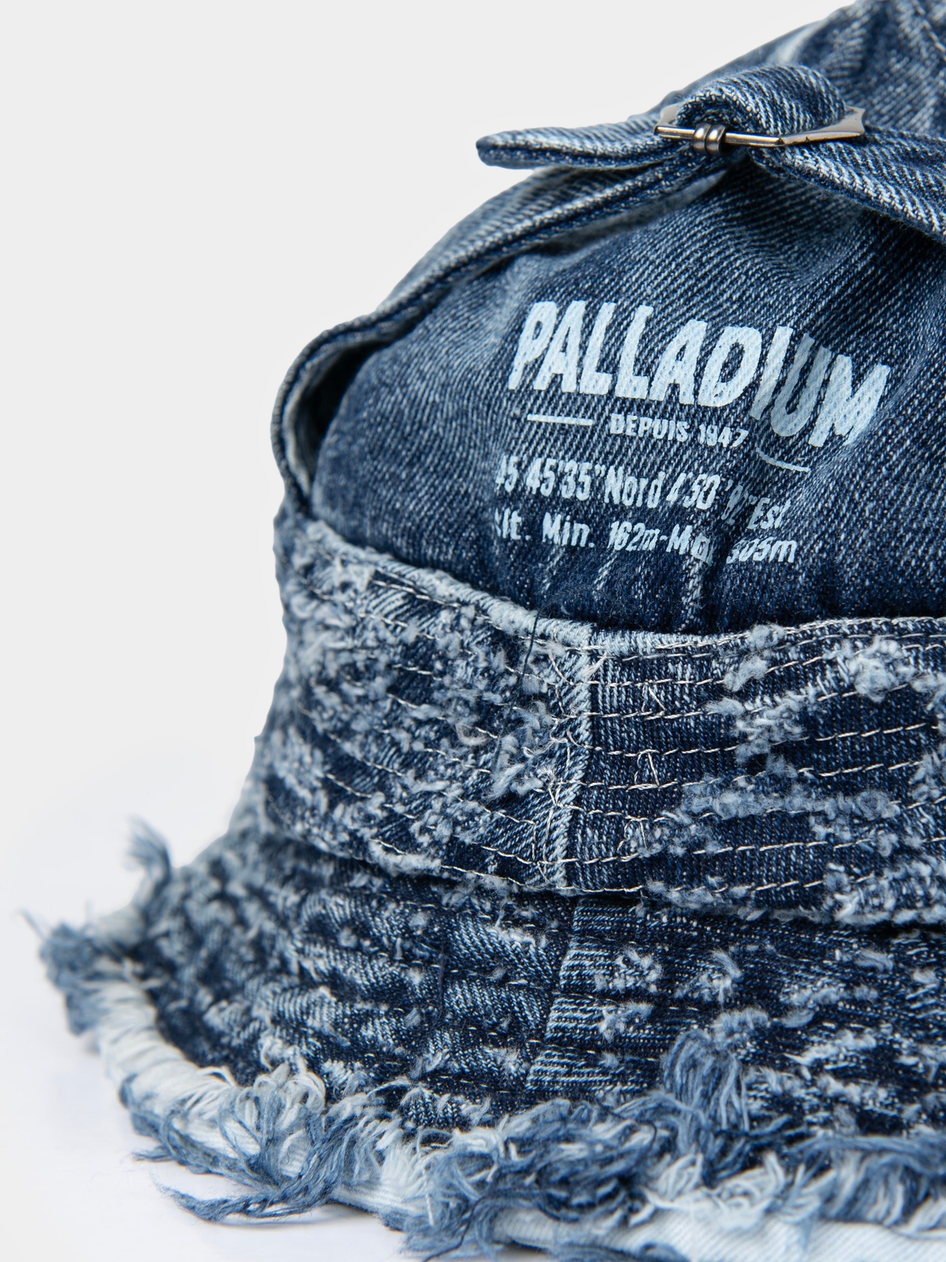 FRAYED BUCKET HAT - Navy